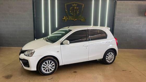 TOYOTA ETIOS 1.3 16V FLEX 4P MANUAL